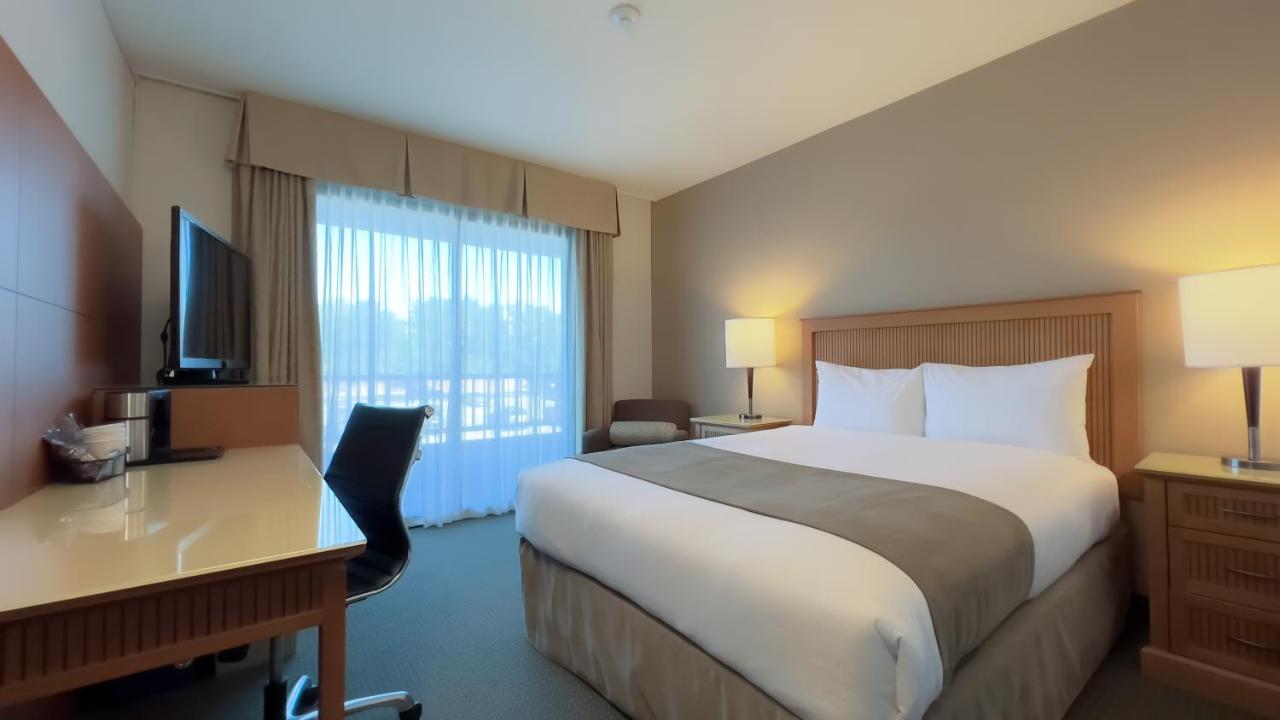 Coast Capri Hotel Kelowna Ngoại thất bức ảnh