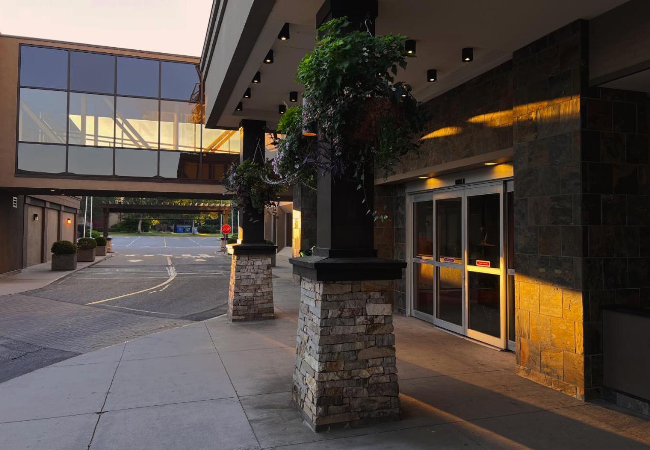 Coast Capri Hotel Kelowna Ngoại thất bức ảnh